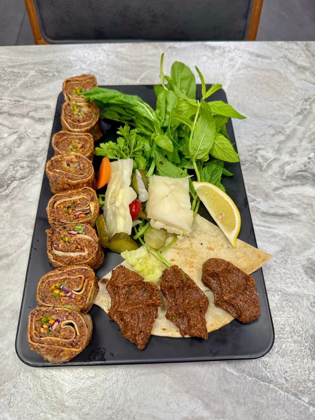 Adıyaman Etsiz Çiğ Köfte için temsili yemek fotoğrafı