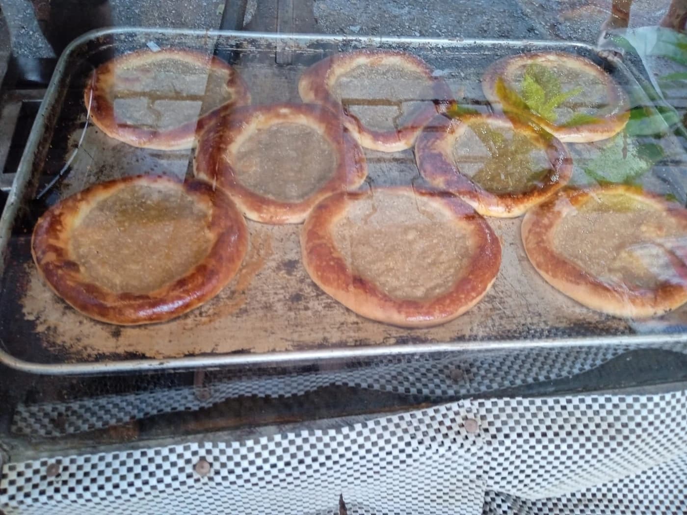 Bursa Tahinli Pide için temsili yemek fotoğrafı
