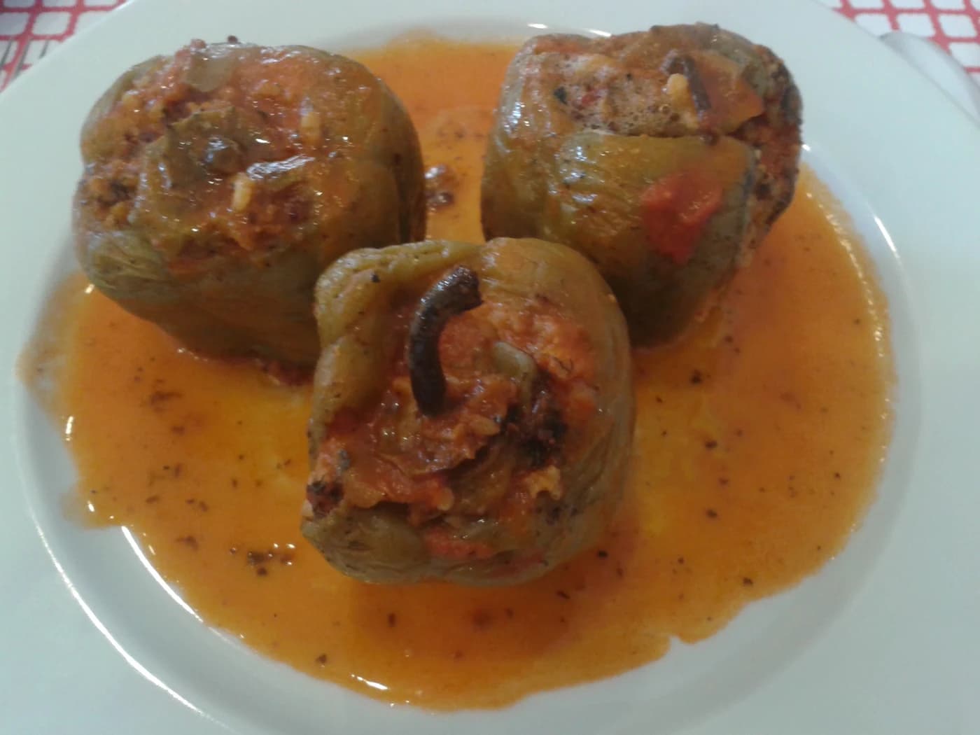 Etli Biber Dolması için temsili yemek fotoğrafı