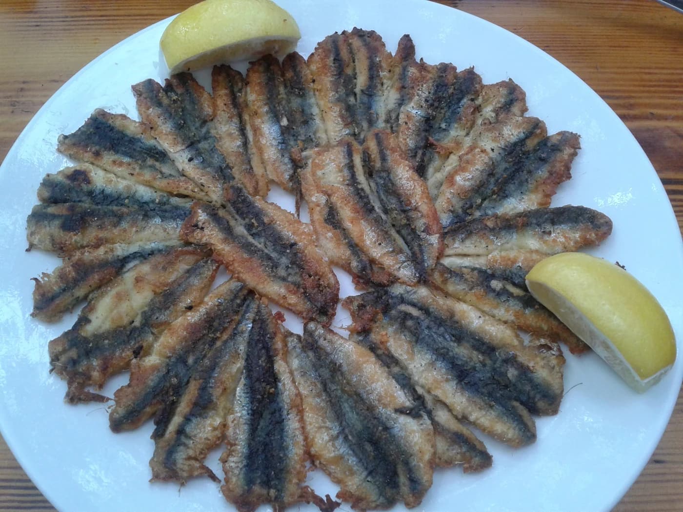 Hamsi Tava için temsili yemek fotoğrafı